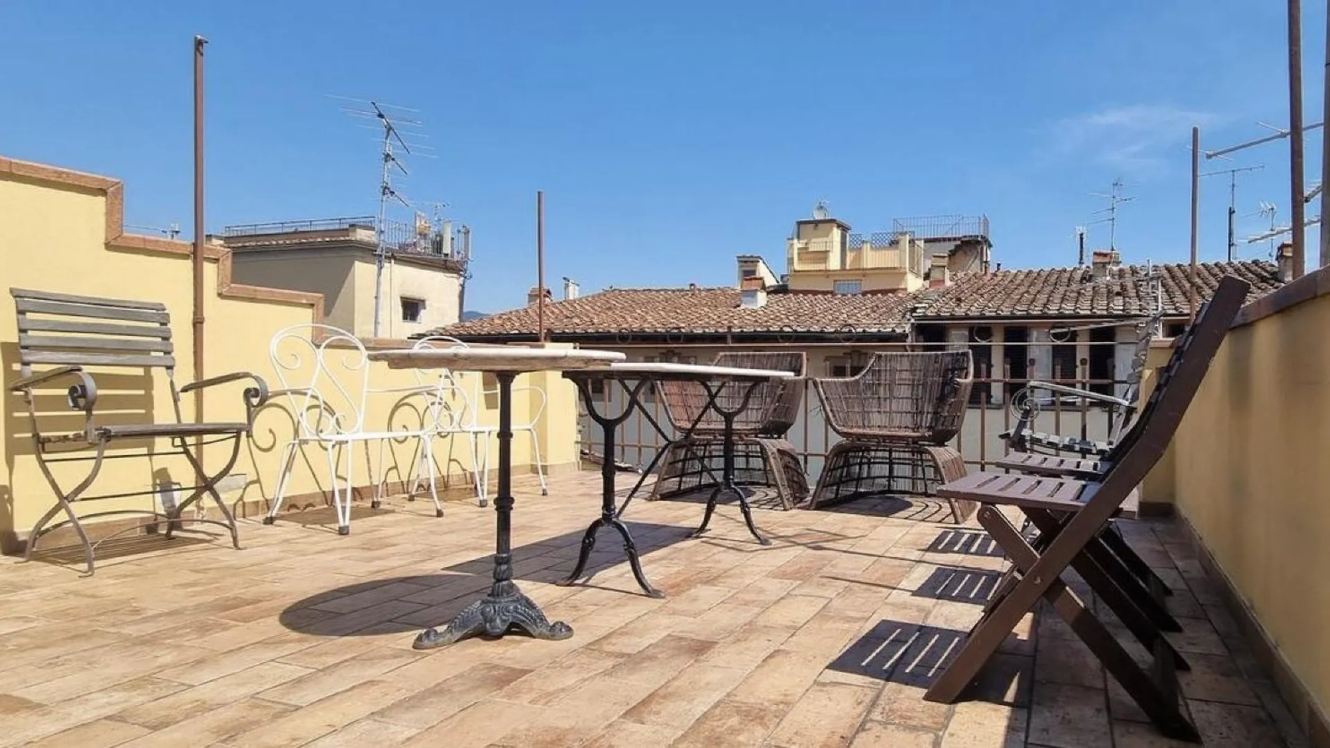Penthouse With Terrace Apartment Florence